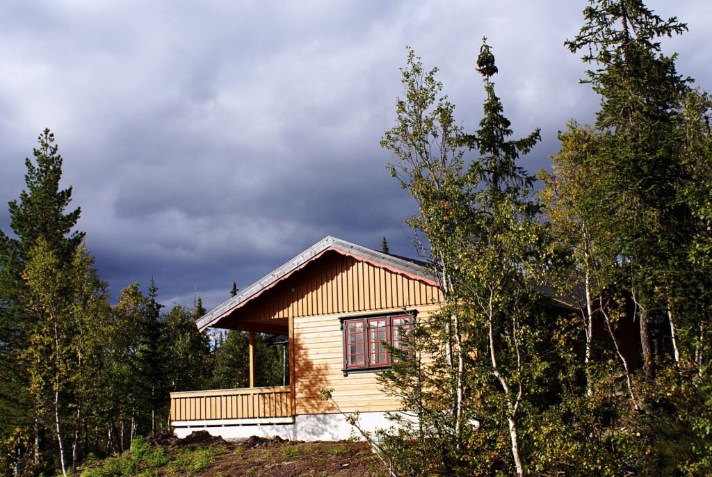 Chalet bois posé sur dalle béton